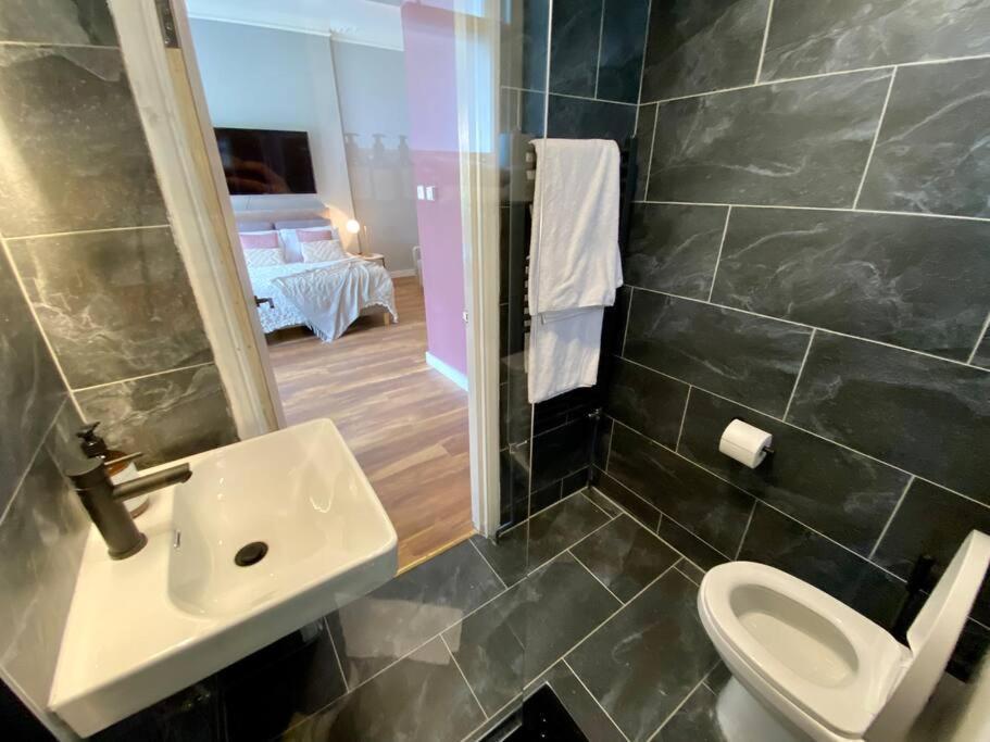 Studio For 3 Near Regents Park N5 لندن المظهر الخارجي الصورة